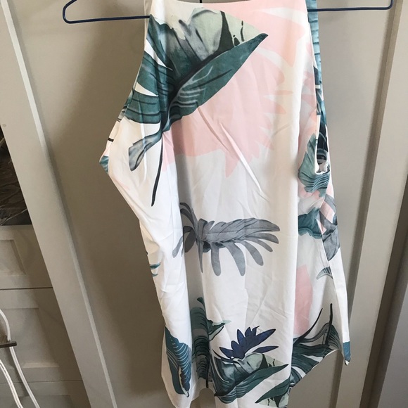 Floral beach cover up - Picture 4 of 5